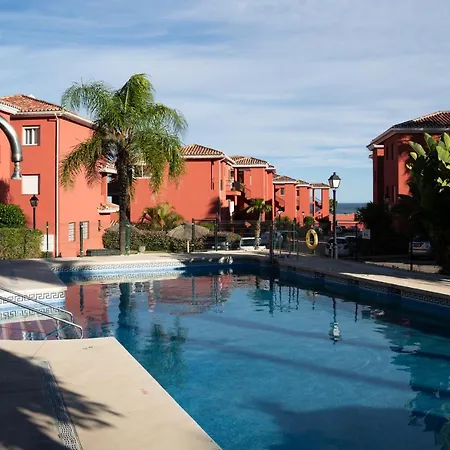 Lägenhet Spacious With Sea View, Walking Distance To The Beach, Parking, Pool, Wifi Manilva