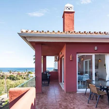 Apartment Spacious With Sea View, Walking Distance To The Beach, Parking, Pool, Wifi Manilva